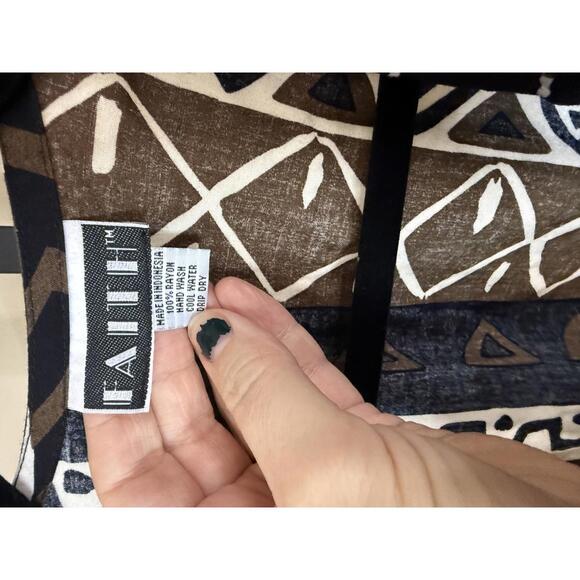 Medium Faith Women's Patterned Open Front Jacket - Picture 5 of 7